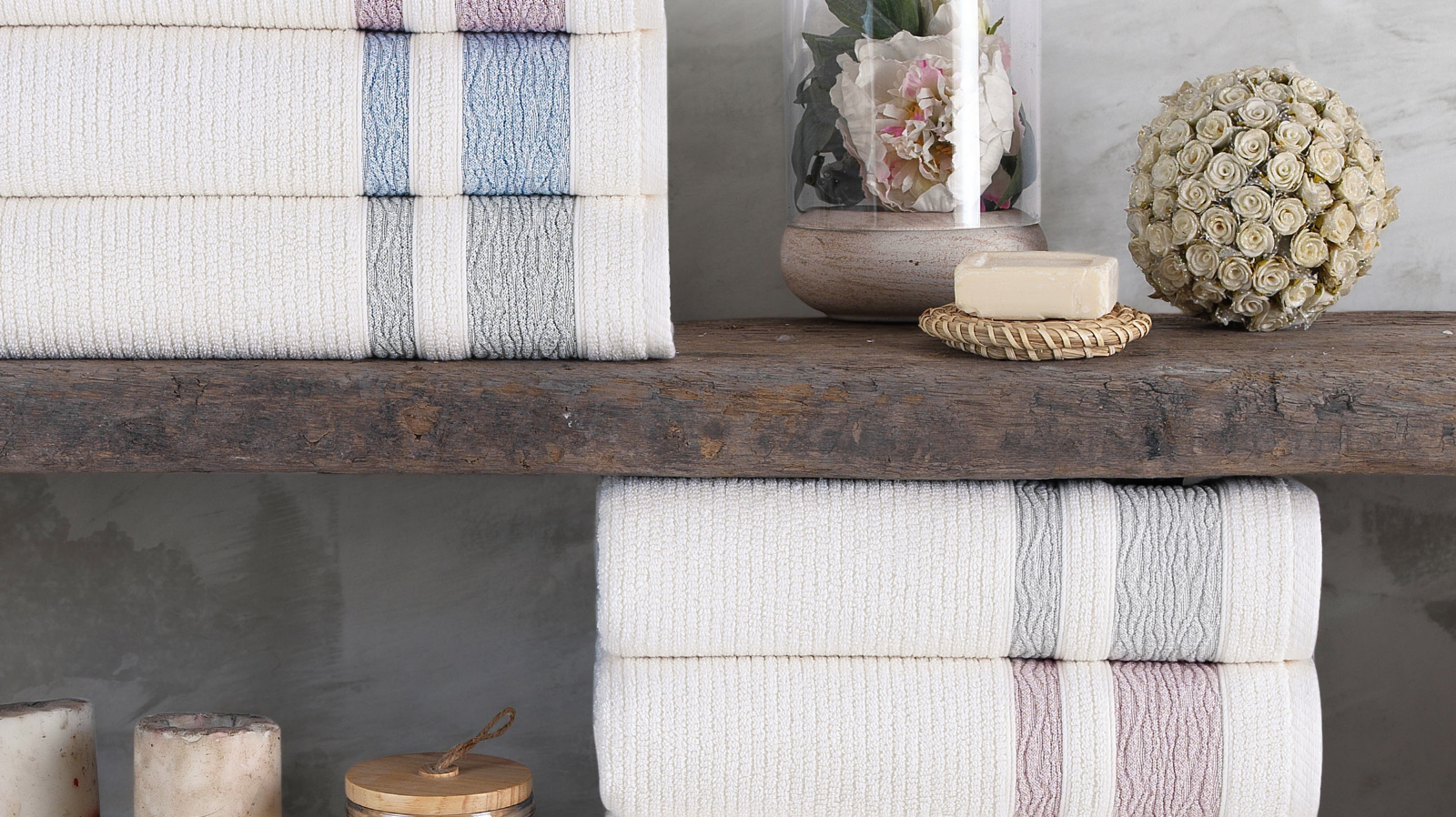 7 Genius Ways to Store Towels in Small Bathrooms