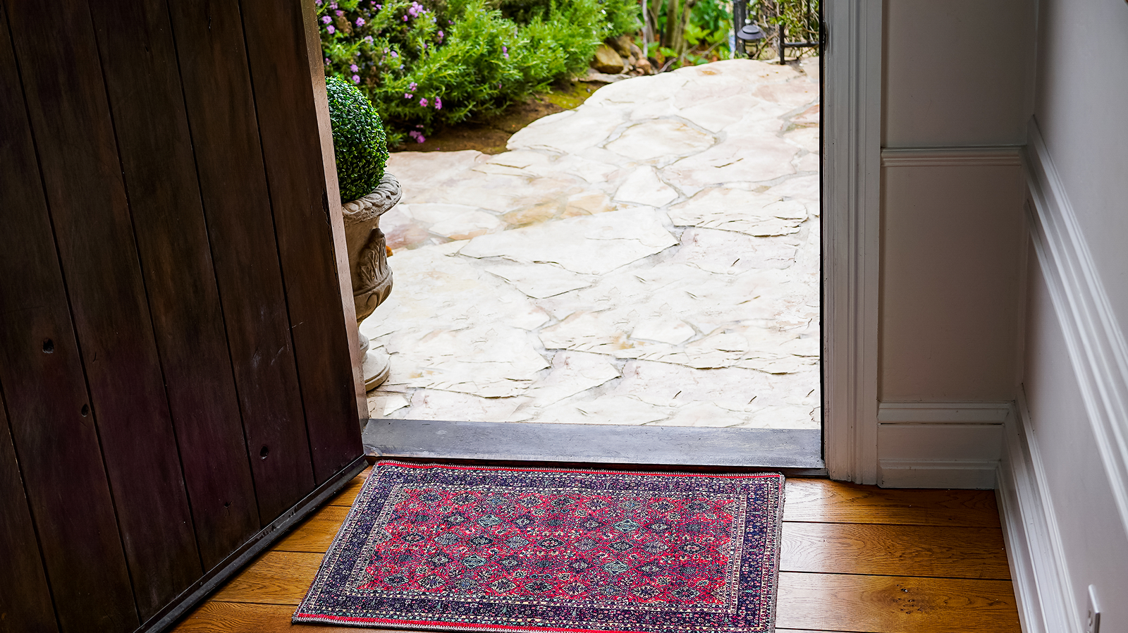 Best Entryway Rugs to Impress Guests from the First Step - Arconiz