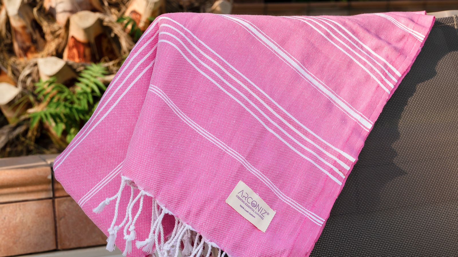 How to Keep Beach Towels Sand-Free and Smelling Fresh - Arconiz