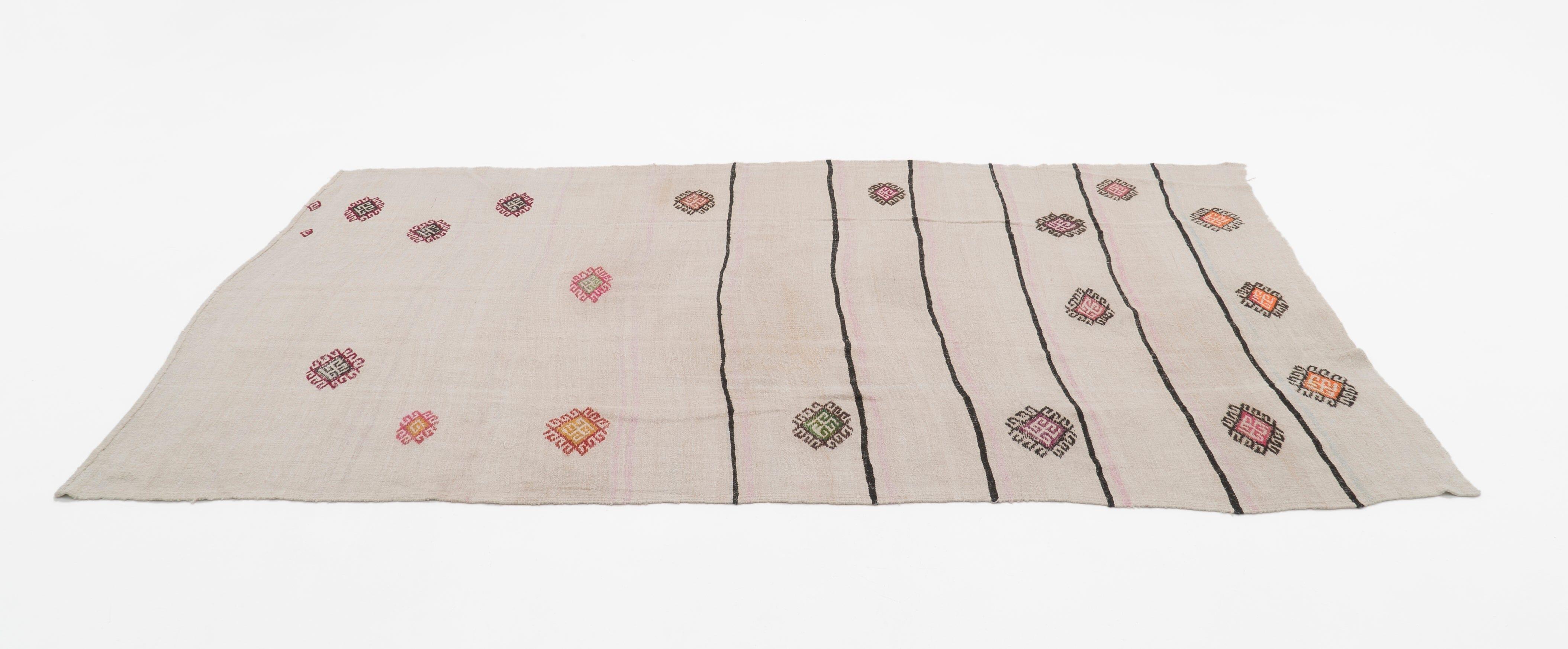 Handwoven Vintage Hemp Rug - 01-00070 - Arconiz