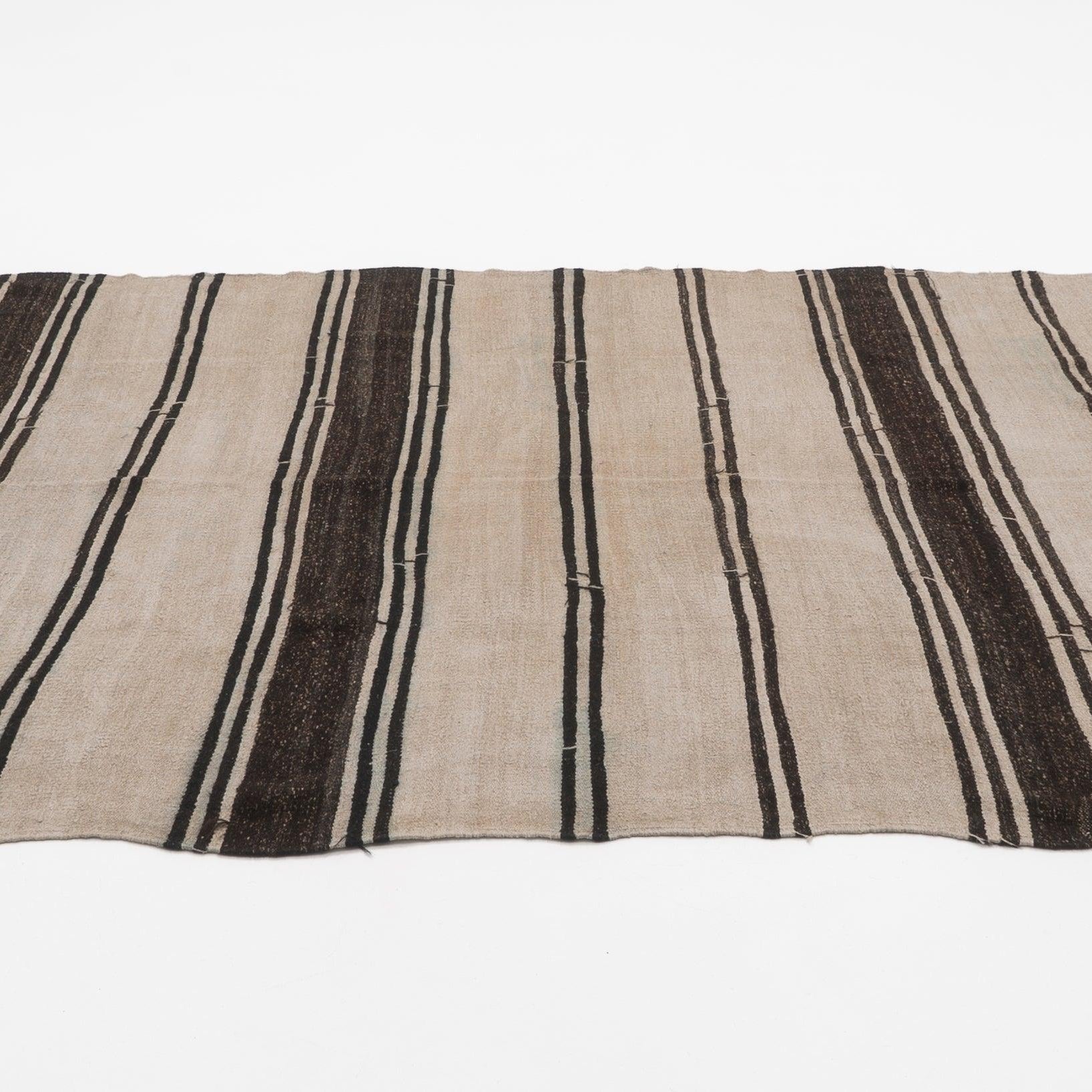 Hemp Bouquet Handwoven Vintage Hemp Rug - 01-00128 - Arconiz