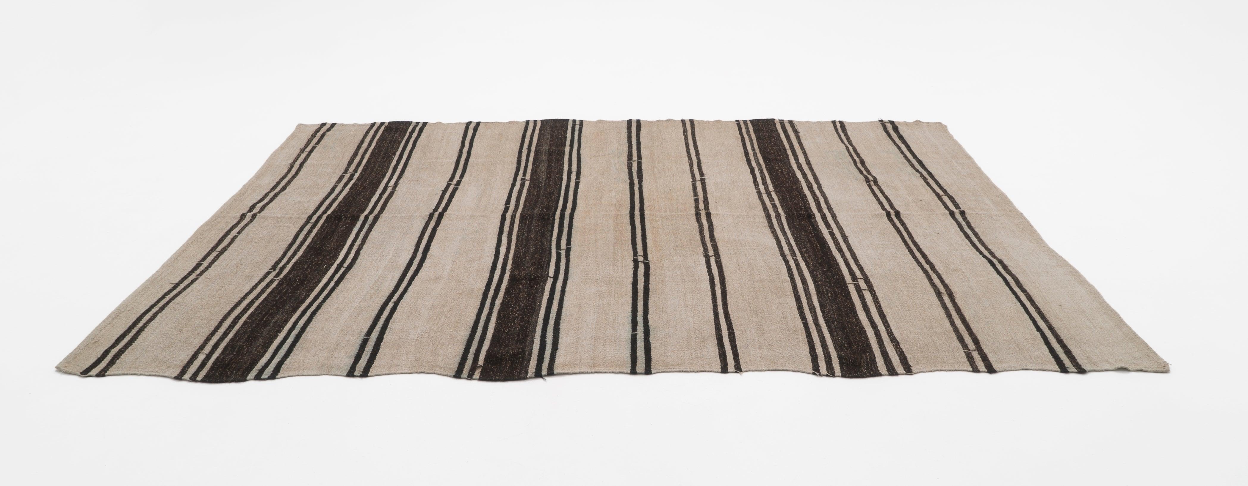 Hemp Bouquet Handwoven Vintage Hemp Rug - 01-00128 - Arconiz