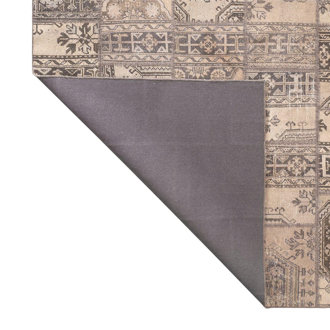 Vintage Soft Cream Blocks Turkish Rug - TUR-CRM-PAT-810-004 - Arconiz