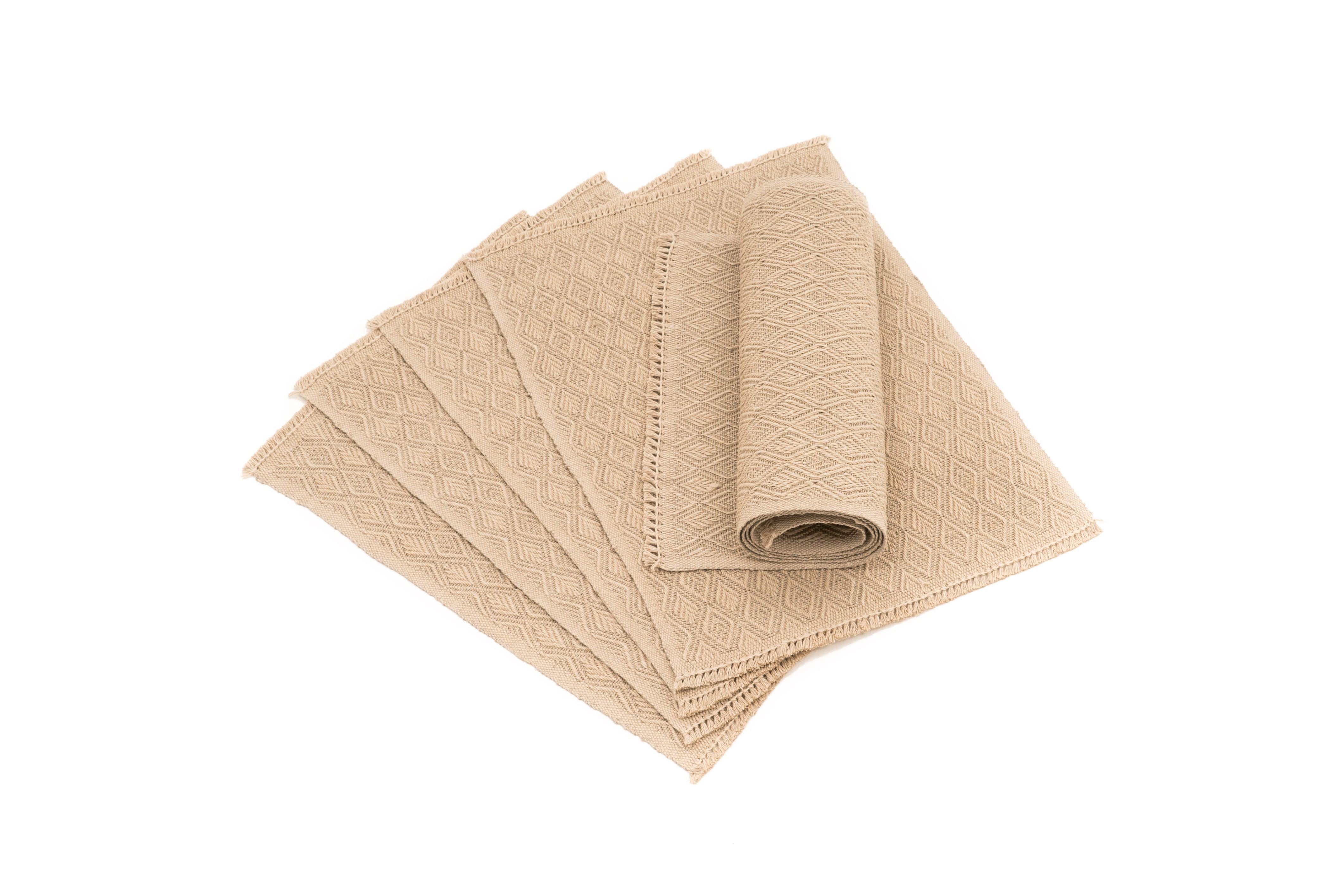 Extracted Diamonds Handwoven Hemp Placemat & Table Runner Set - 9IHRDOK001013 - Arconiz