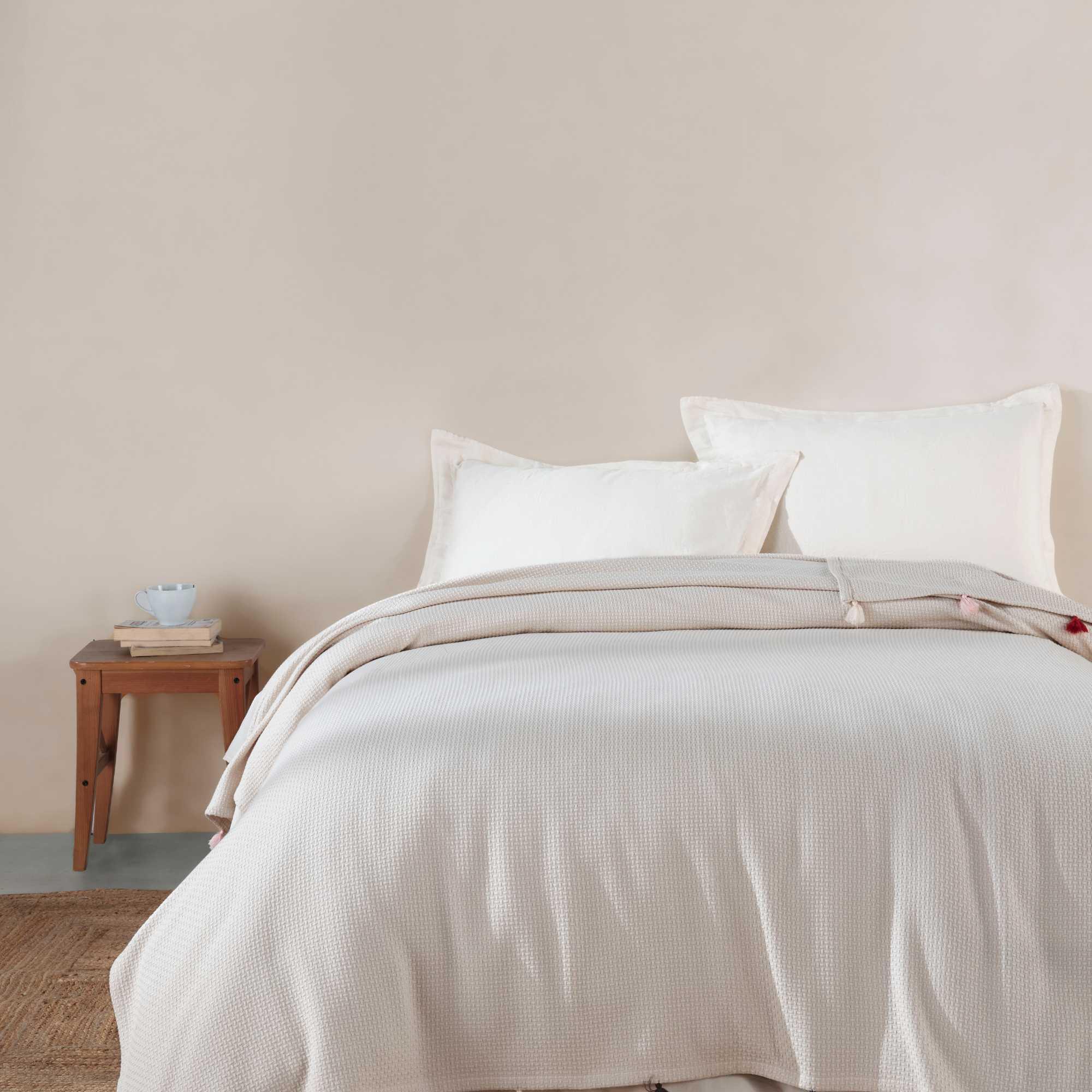 Premium Turkish Cotton Queen Blanket - Soft Pique Weave Light Beige - BBL-PIKE-BEI-80.96-1.1.1 - Arconiz