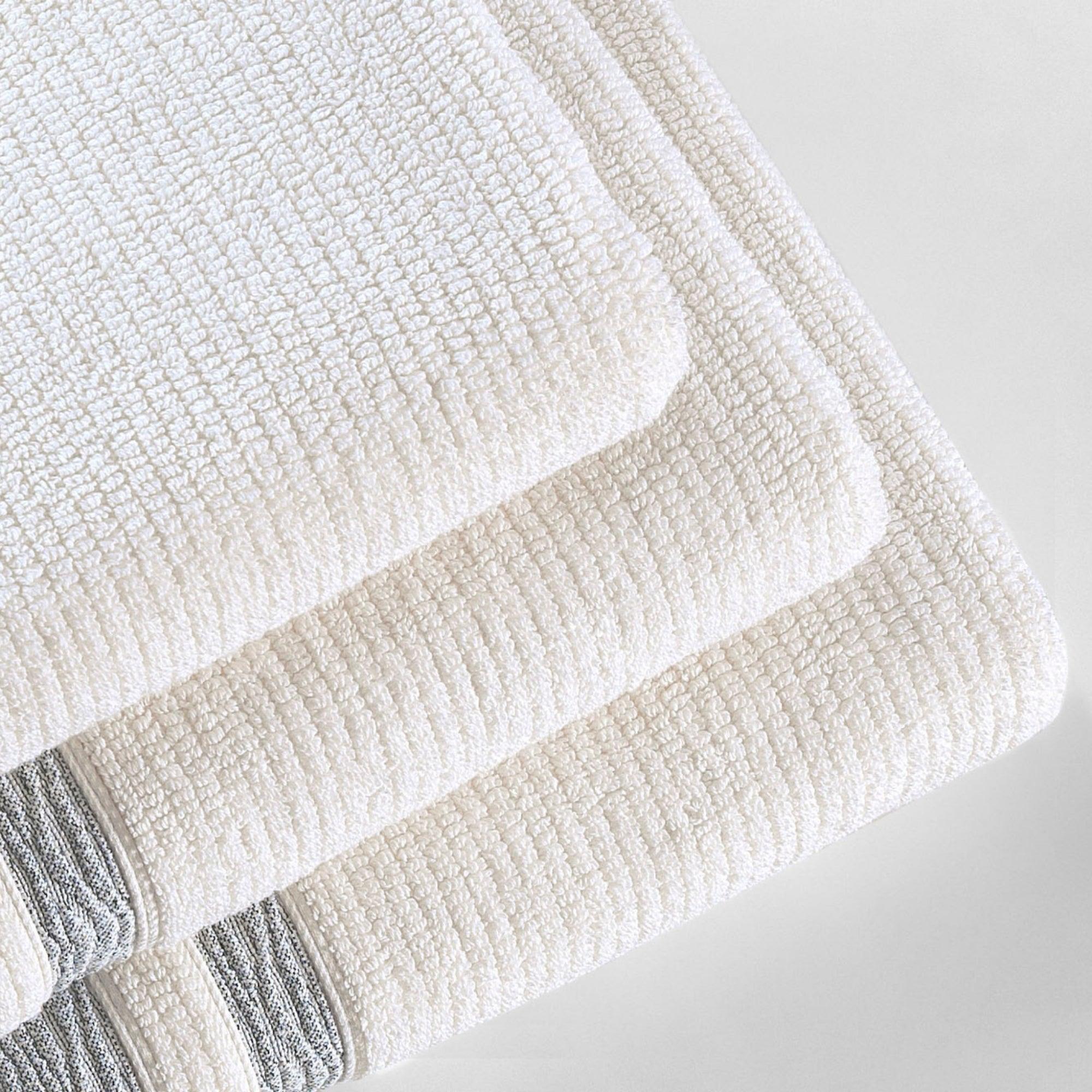 Luxury, Quick Dry Ribbed Bath Towel Light Green Bordure - BAT-1.JAQ-LIG-30.56-1.1.1 - Arconiz