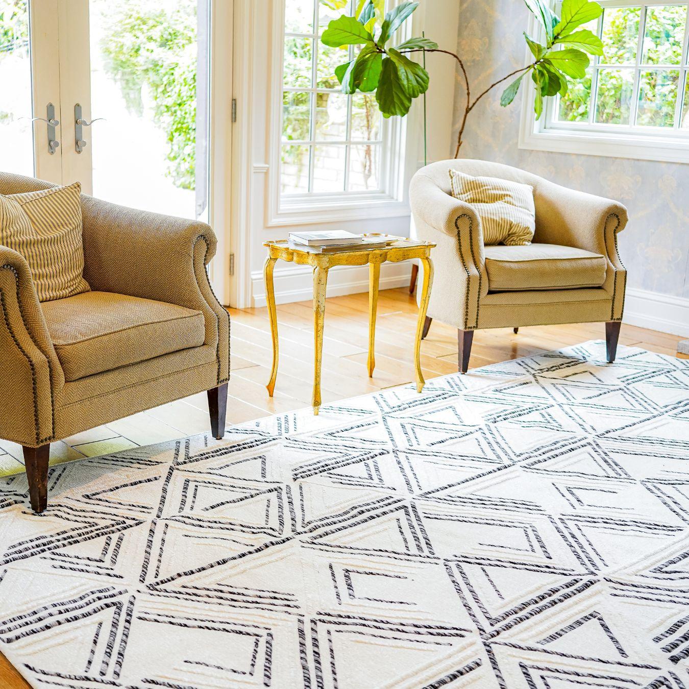 Machine Washable Reversible Area Rug, Brown and White Geometri - OPA-K5022-BRO-3X5-3.1 - Arconiz