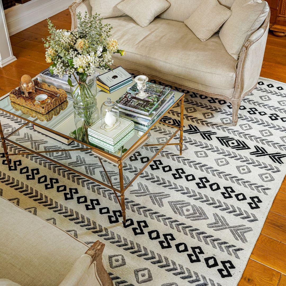 Machine Washable Area Rug, Reversible Black and White Geometric - OPA-K5023-BLA-3X5-3.1 - Arconiz