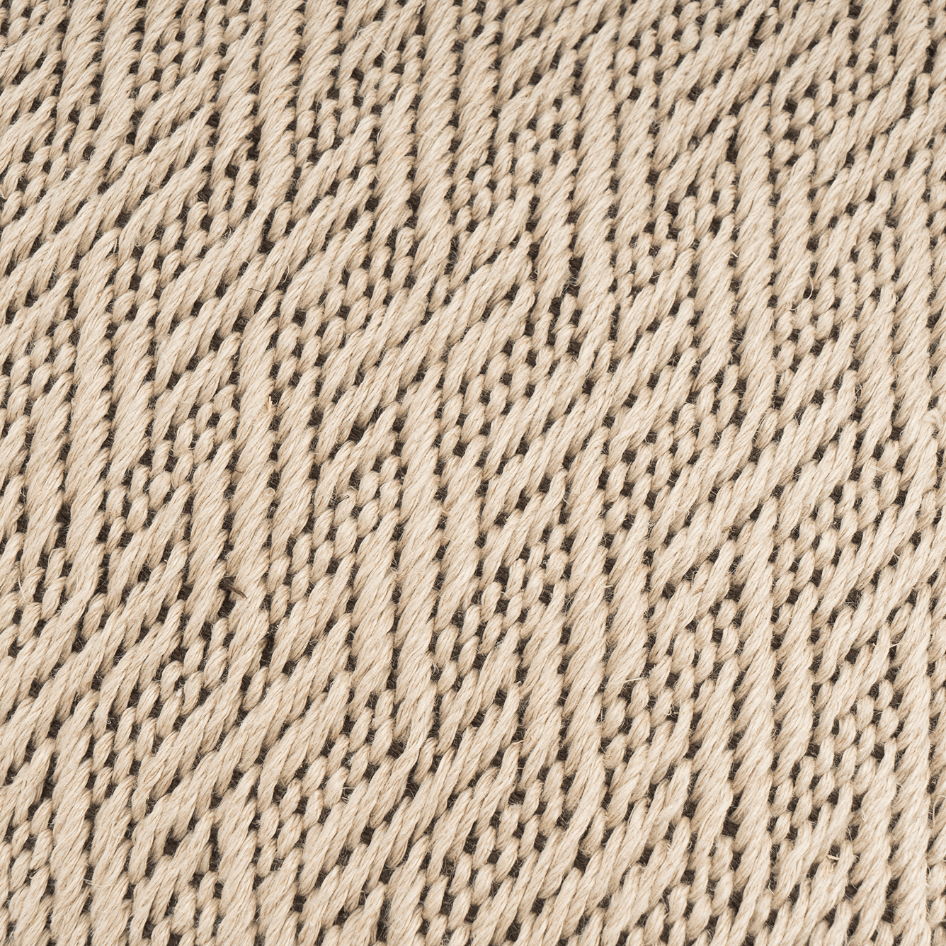 Idioms Handwoven Chevron Hemp Pillow Case Beige - 9IHRDOK002003 - Arconiz
