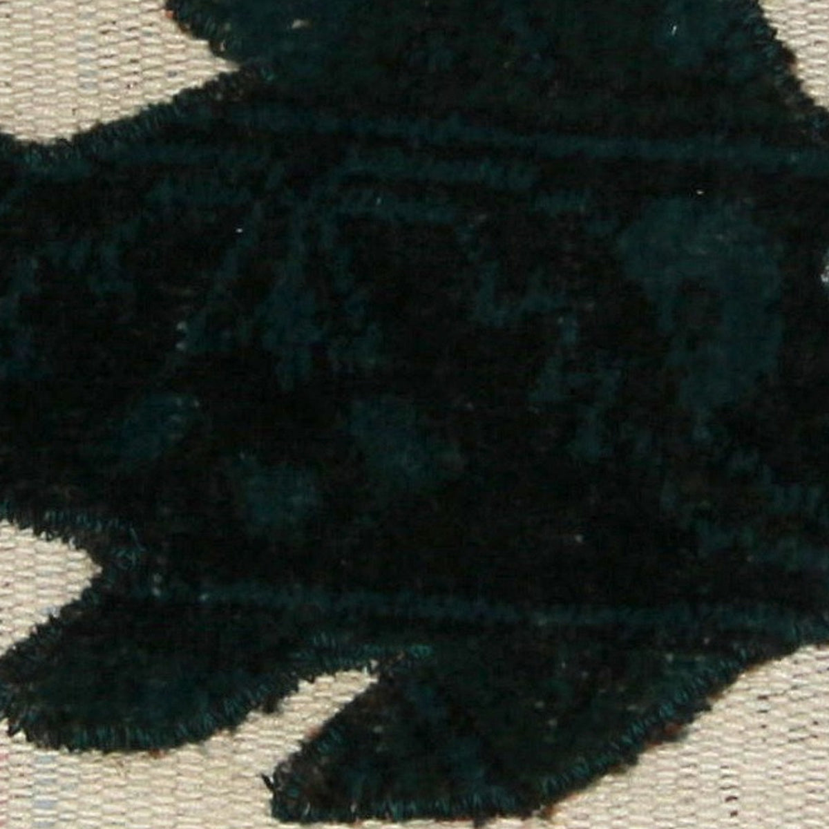 Close-up of the handwoven kilim weave - Near Black Kilim Fish on Cream & Rose Fleck - WA-FSH-NEA-5050-016 - Arconiz