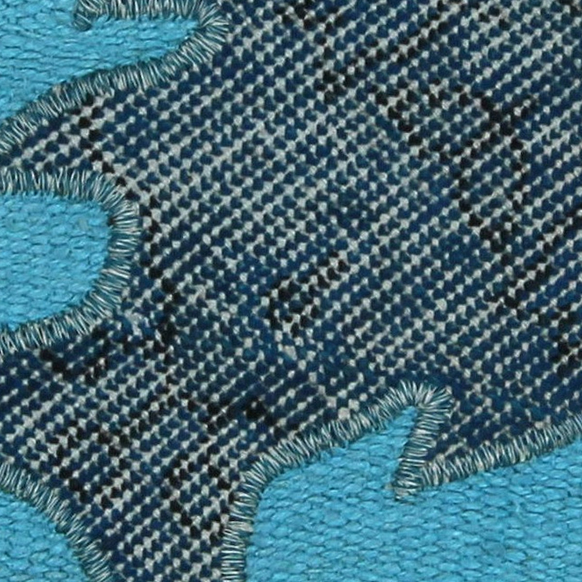 Close-up of the handwoven kilim weave - Navy Kilim Fish on Turquoise - WA-FSH-NAV-5050-036 - Arconiz