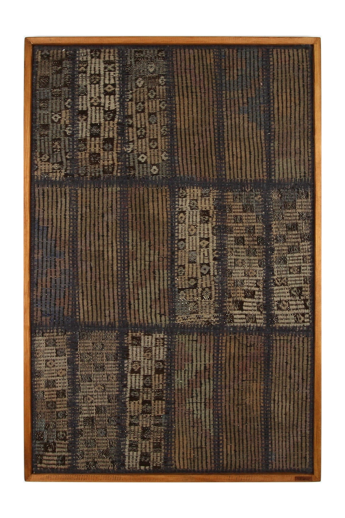 Muted Grey Kilim Patchwork woven wall art 28" x 41" - WA-PCH-MUT-70105-081 - Arconiz