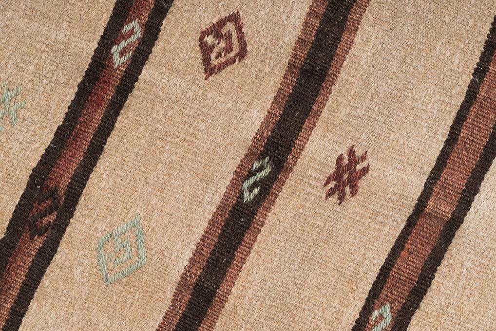 Hemp Bouquet Handwoven Vintage Hemp Rug - 01-00253 - Arconiz