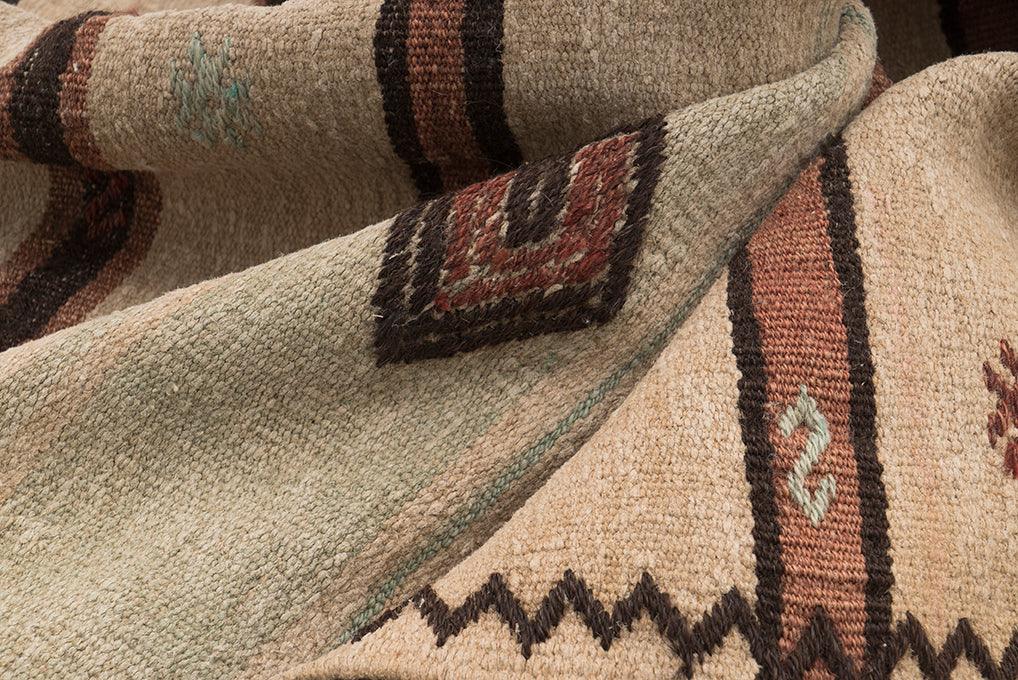 Hemp Bouquet Handwoven Vintage Hemp Rug - 01-00253 - Arconiz