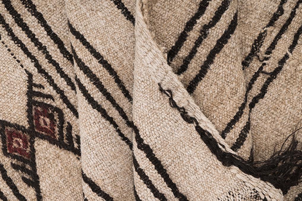 Hemp Bouquet Handwoven Vintage Hemp Rug - 01-00276 - Arconiz