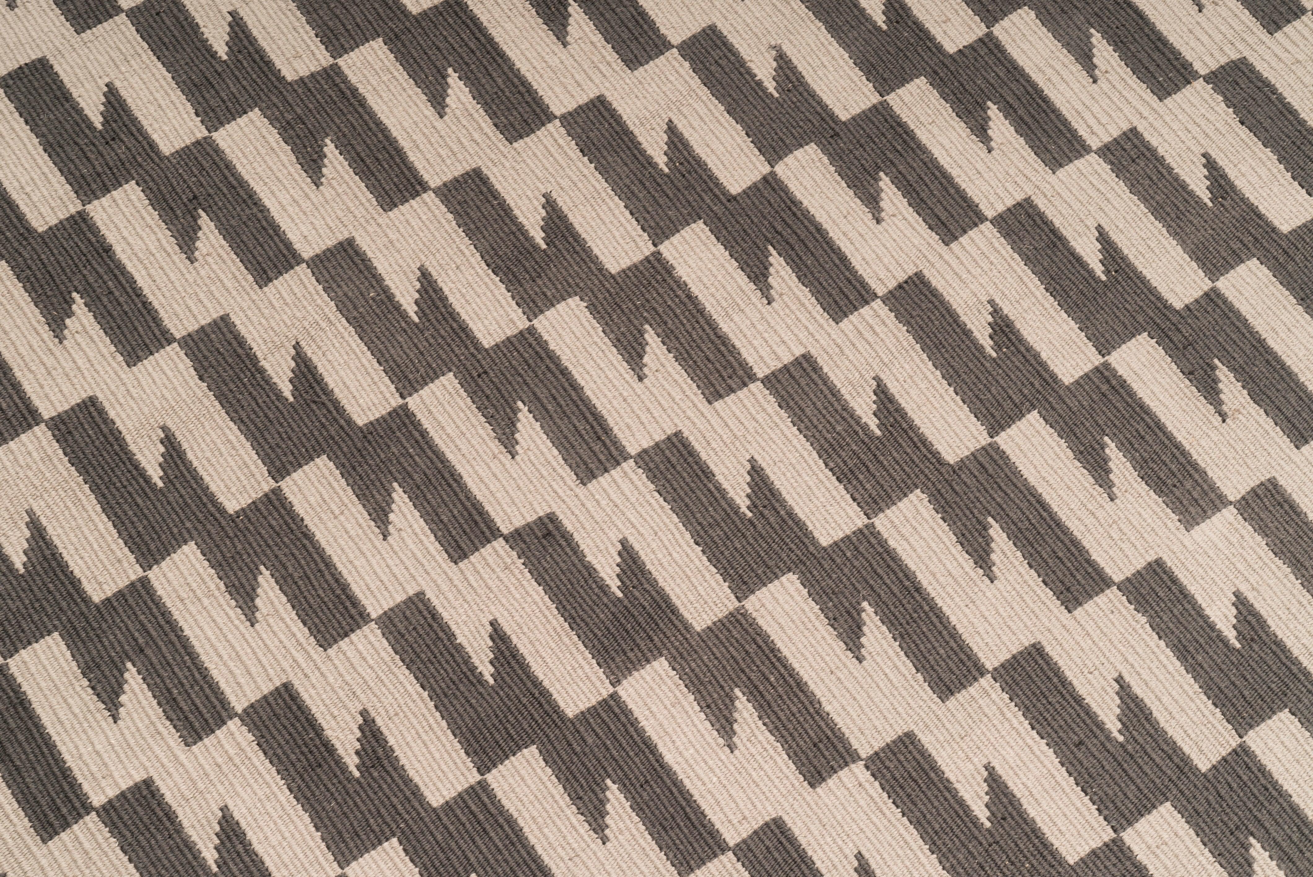 Thunder and Lightening Handwoven Hemp Designer Rug I - 9IHRDOK005001 - Arconiz