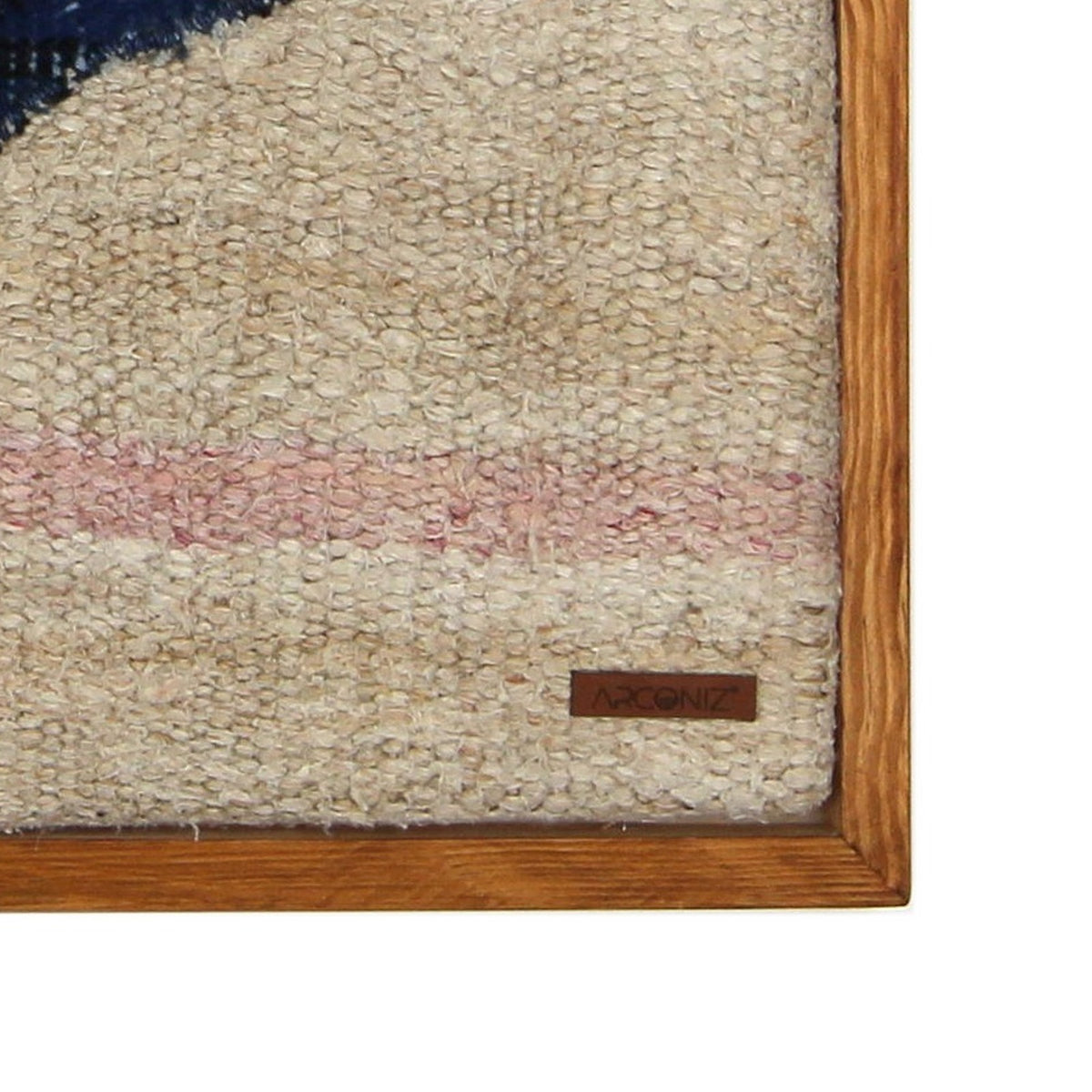 Solid wood frame corner and Arconiz maker's label - WA-FSH-NAV-5050-024