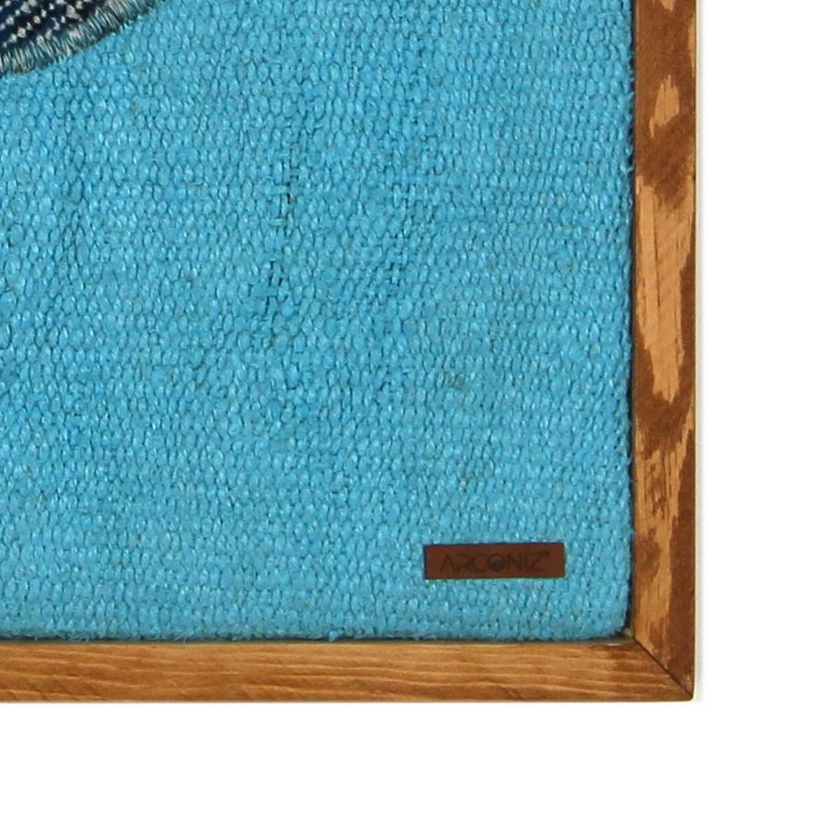 Solid wood frame corner and Arconiz maker's label - WA-FSH-DEN-5050-032