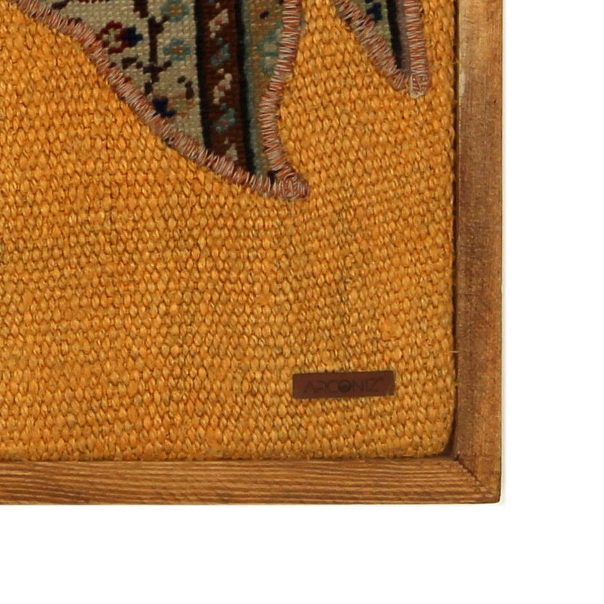 Solid wood frame corner and Arconiz maker's label - WA-FSP-RED-5050-034