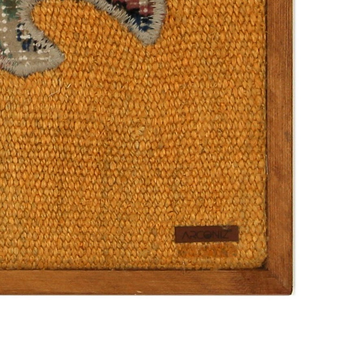 Solid wood frame corner and Arconiz maker's label - WA-FSH-MUL-5050-035