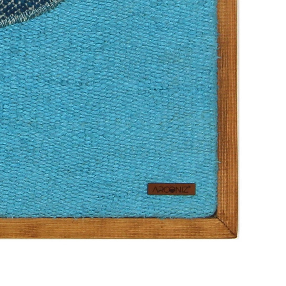 Solid wood frame corner and Arconiz maker's label - WA-FSH-NAV-5050-036