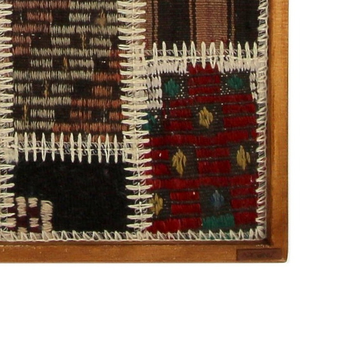 Solid wood frame corner and Arconiz maker's label - WA-PCH-RED-6595-060