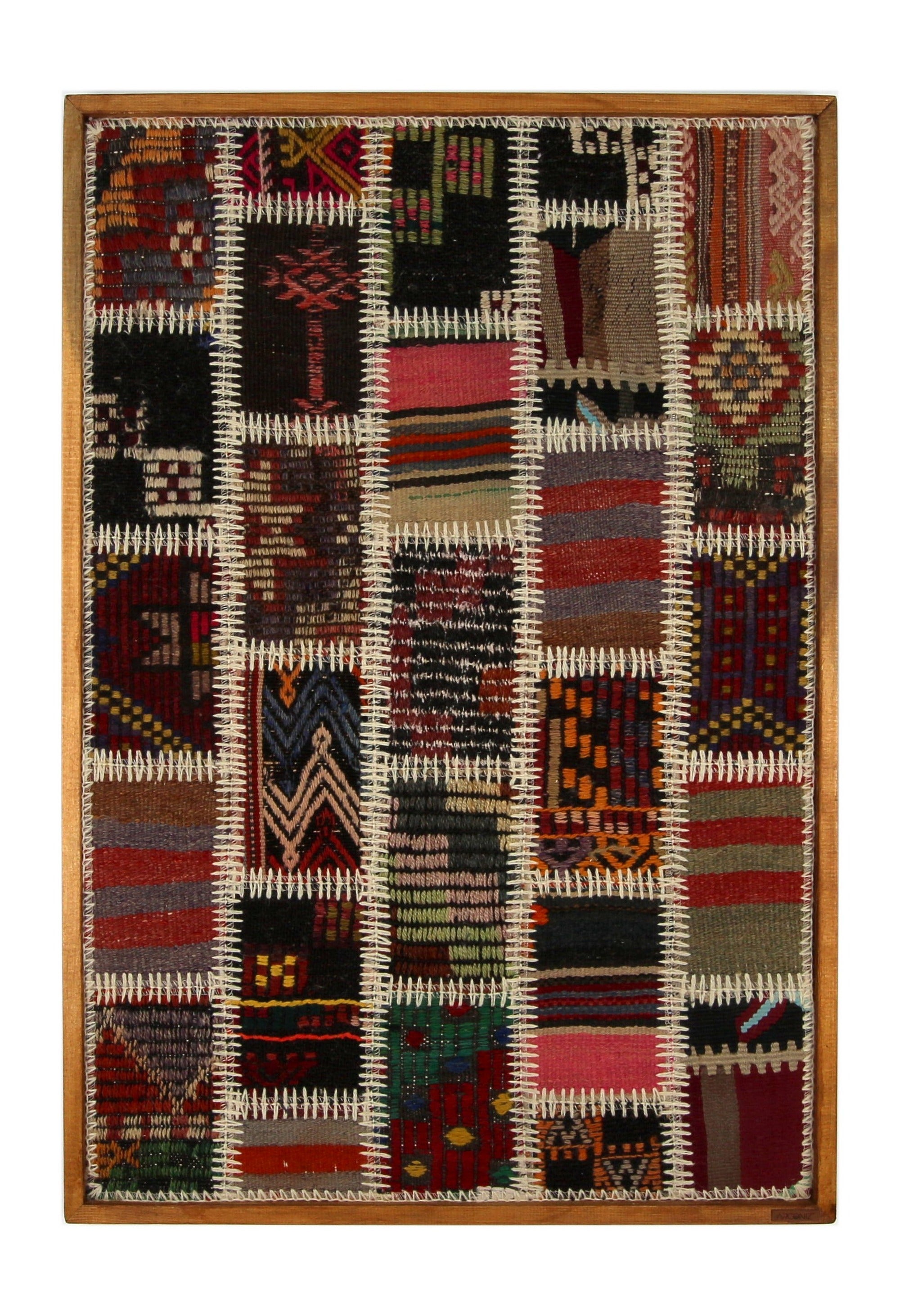 Magenta & Ivory Kilim Patchwork woven wall art 26" x 37" - WA-PCH-MAG-6595-071 - Arconiz