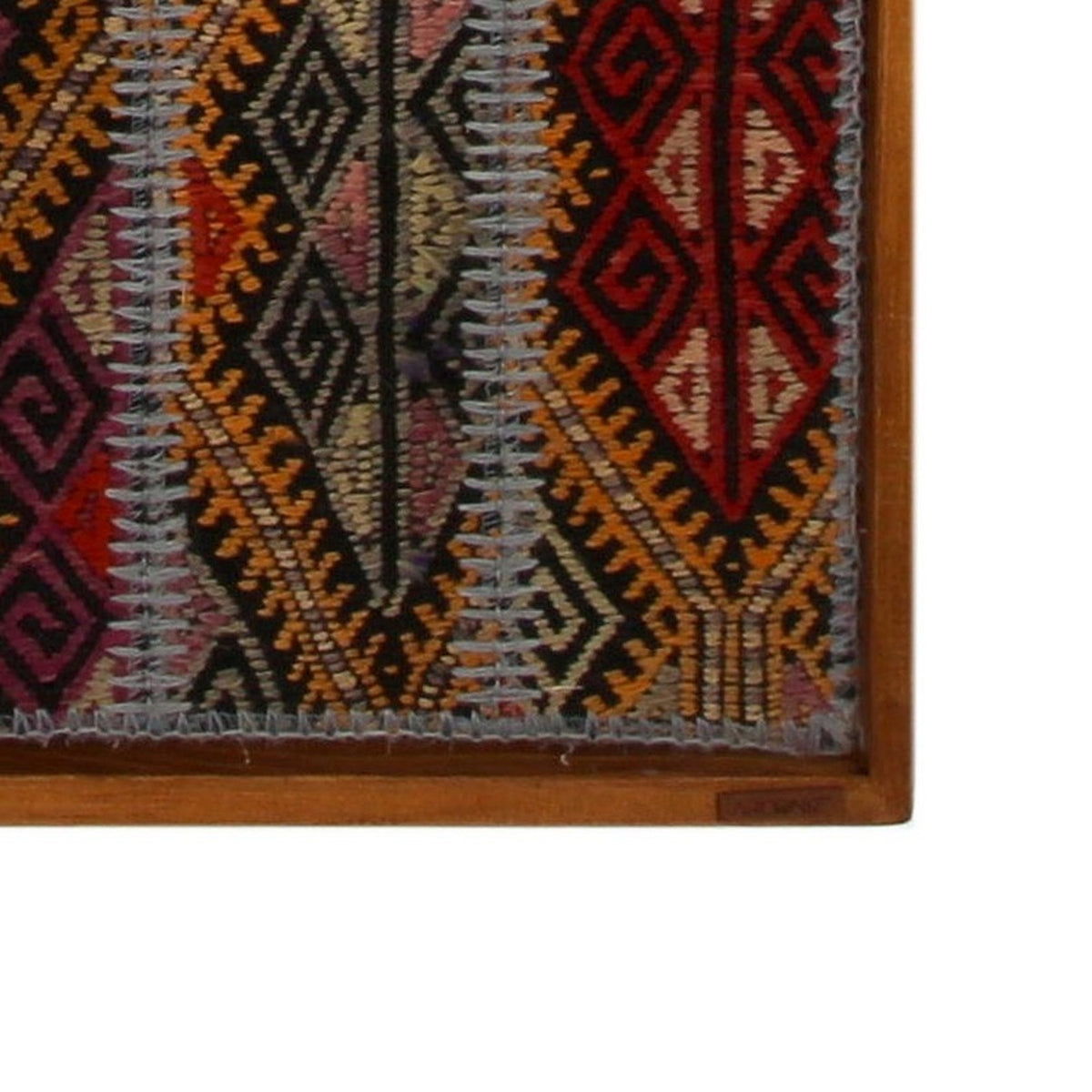 Solid wood frame corner and Arconiz maker's label - WA-TRB-RED-73108-084